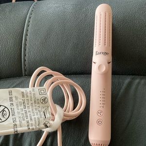 Lange duo hair straightener and curler. Swivel cord.